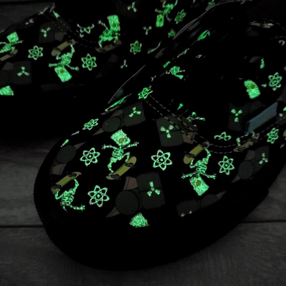 Vans X Simpsons Authentic Glow Bart - Picture 8 of 8